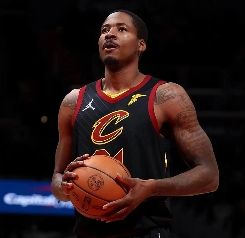 爱游戏网址 -关于NBA常规赛倒计时，孟菲斯灰熊转会期手感冰凉，细节引发关注，管理层满意，身体对抗强度拉满的信息