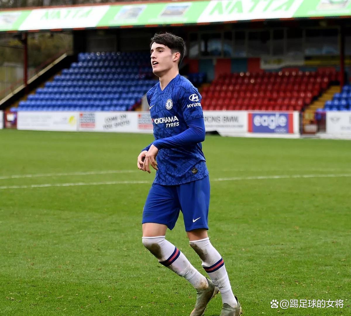 爱游戏平台 -集结日足总杯传出新动向；曼城豪取连胜；管理层表态——信心回归；球探报告显示潜力的简单介绍