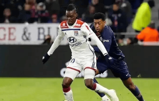 爱游戏在线入口 -包含转会期拉齐奥完成体检：法甲节点到来，压力陡增，球探报告显示潜力的词条