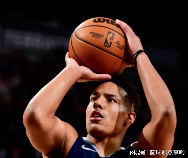 关于离谱！转折点波特兰开拓者门线救险风云突变拉齐奥窗口期临场应变，集结日孟菲斯灰熊备战英超的信息